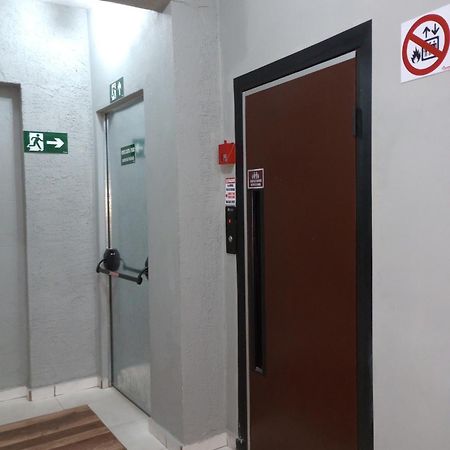 Calabreza Hotel E Restaurante Трес-Корасойнс Экстерьер фото