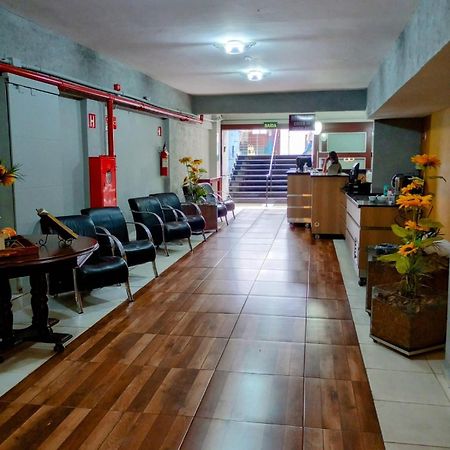 Calabreza Hotel E Restaurante Трес-Корасойнс Экстерьер фото